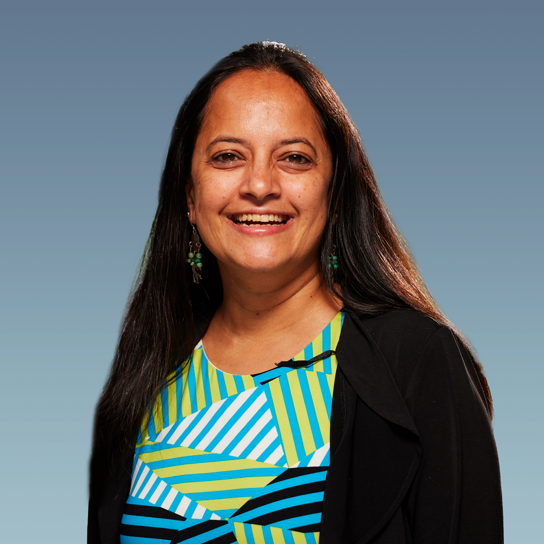Krithi Karanth headshot